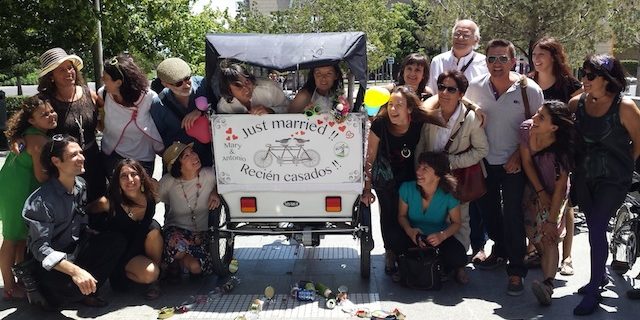 7 algunos invitados y los novios por 7 algunos invitados y los novios por